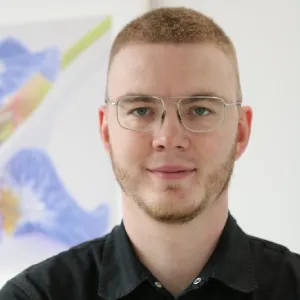 Тосенко Дмитро Ігорович 
Лікар - стоматолог ,стаж 6 років 